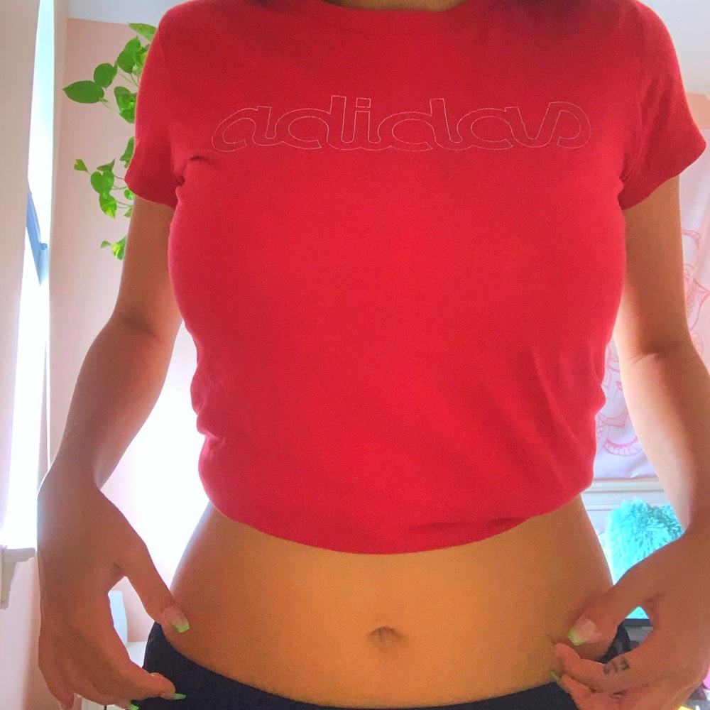 VINTAGE RED ADIDAS TEE❤️👹